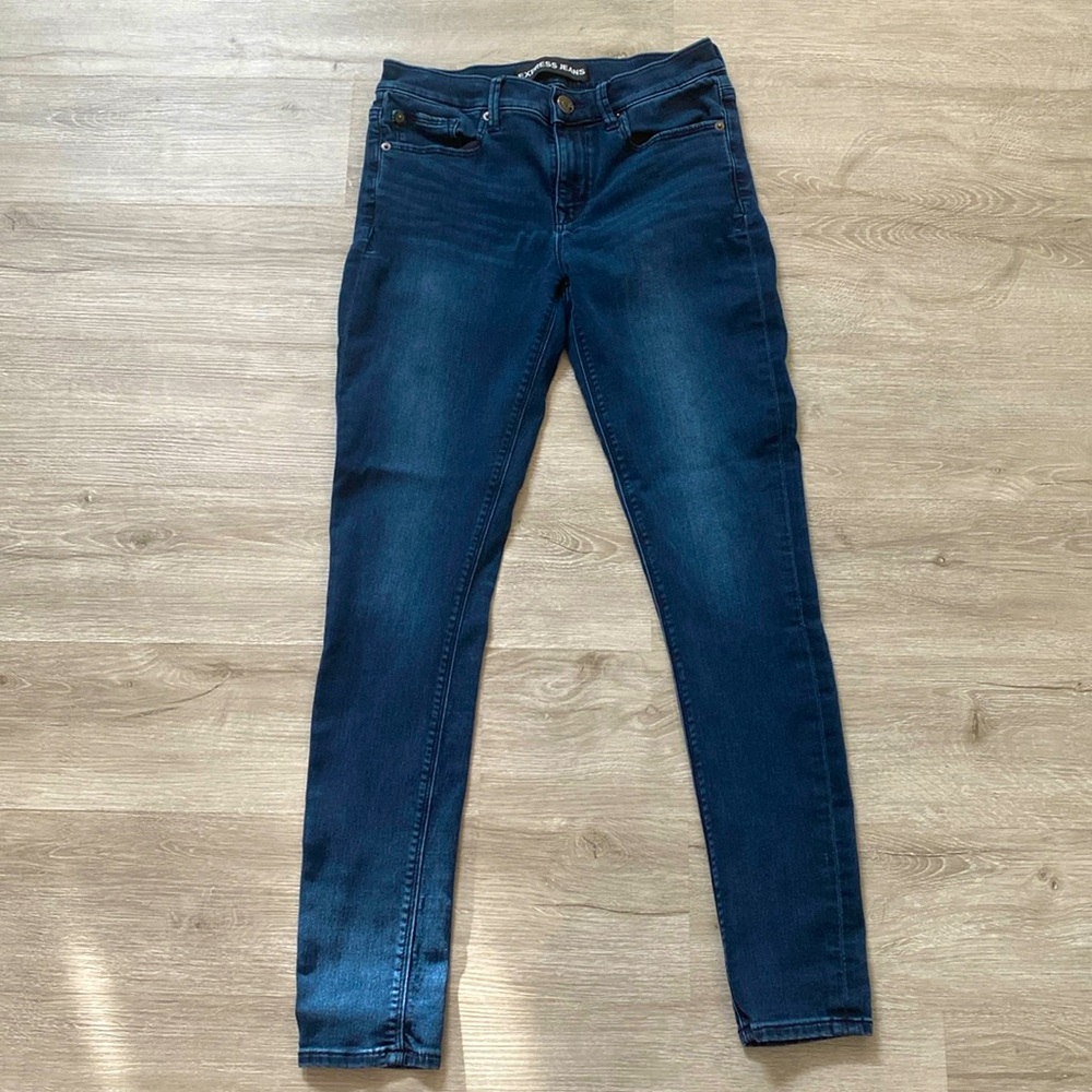 Express size 4 Jean leggings